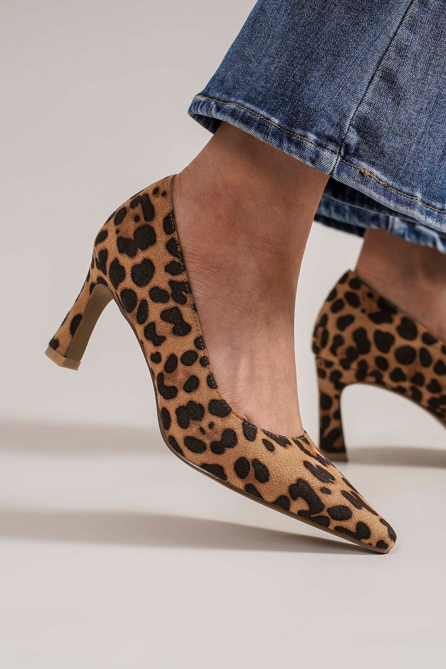 Beast Fashion Faux Suede Leopard Point Toe Pumps - Smart Shopper