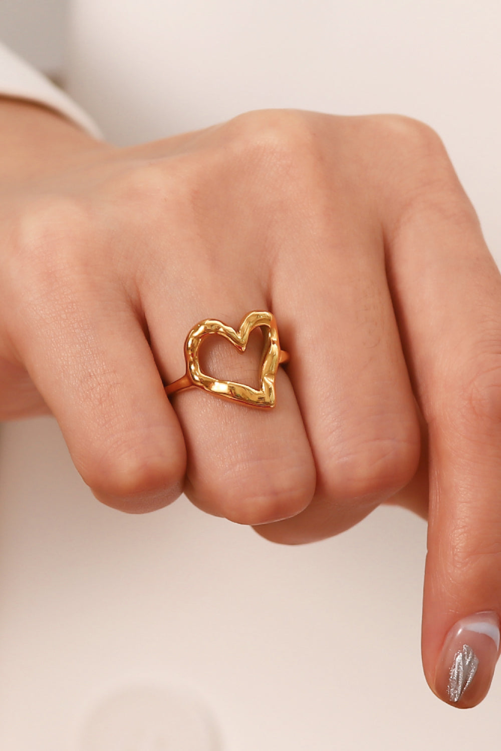 18K Gold Plated Heart-Shaped Ring - Smart Shopper