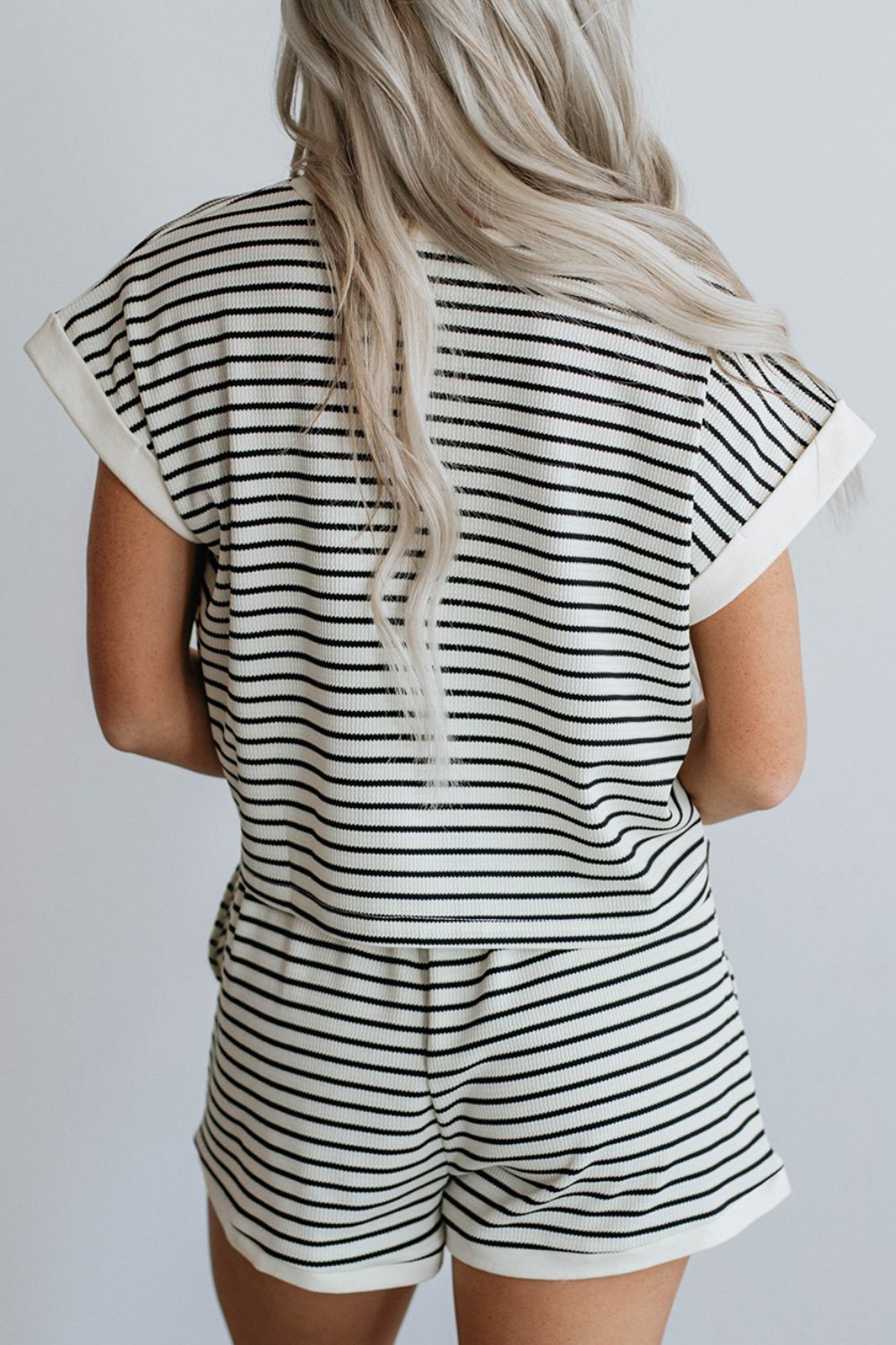 Striped Contrast Top and Shorts Set - Smart Shopper