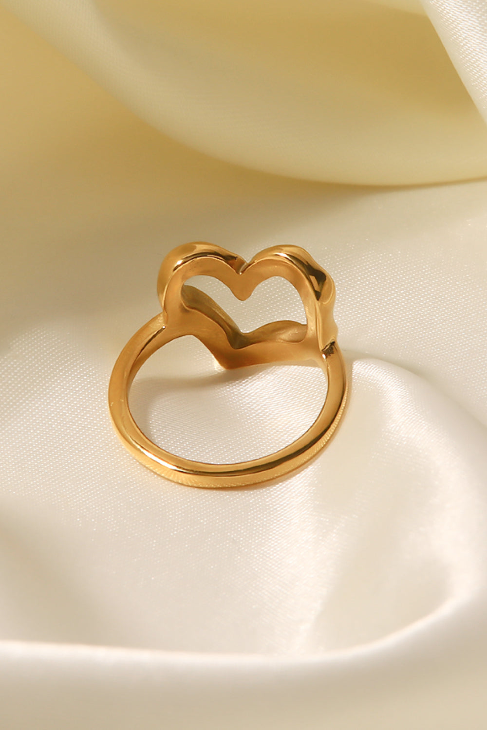 18K Gold Plated Heart-Shaped Ring - Smart Shopper