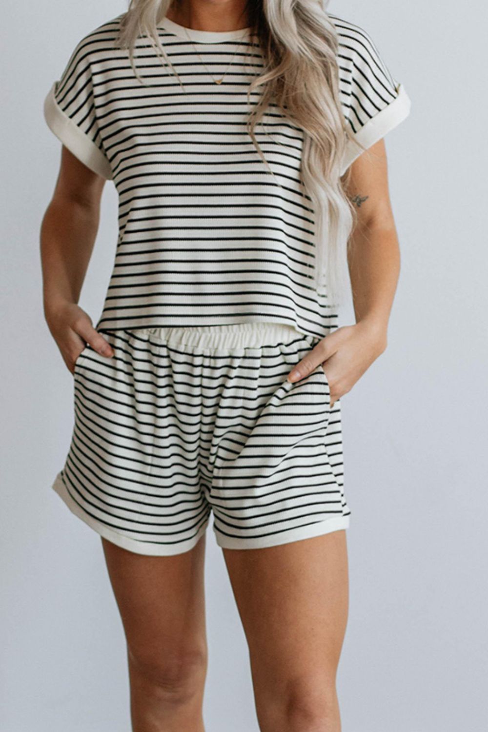 Striped Contrast Top and Shorts Set - Smart Shopper