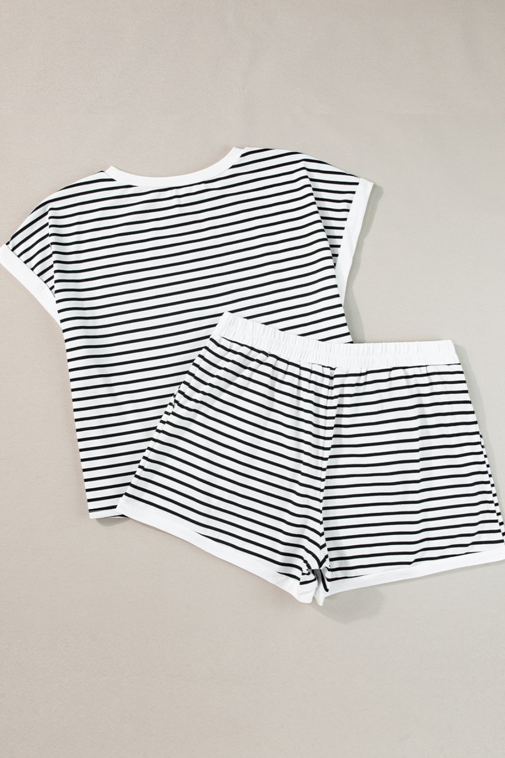 Striped Contrast Top and Shorts Set - Smart Shopper