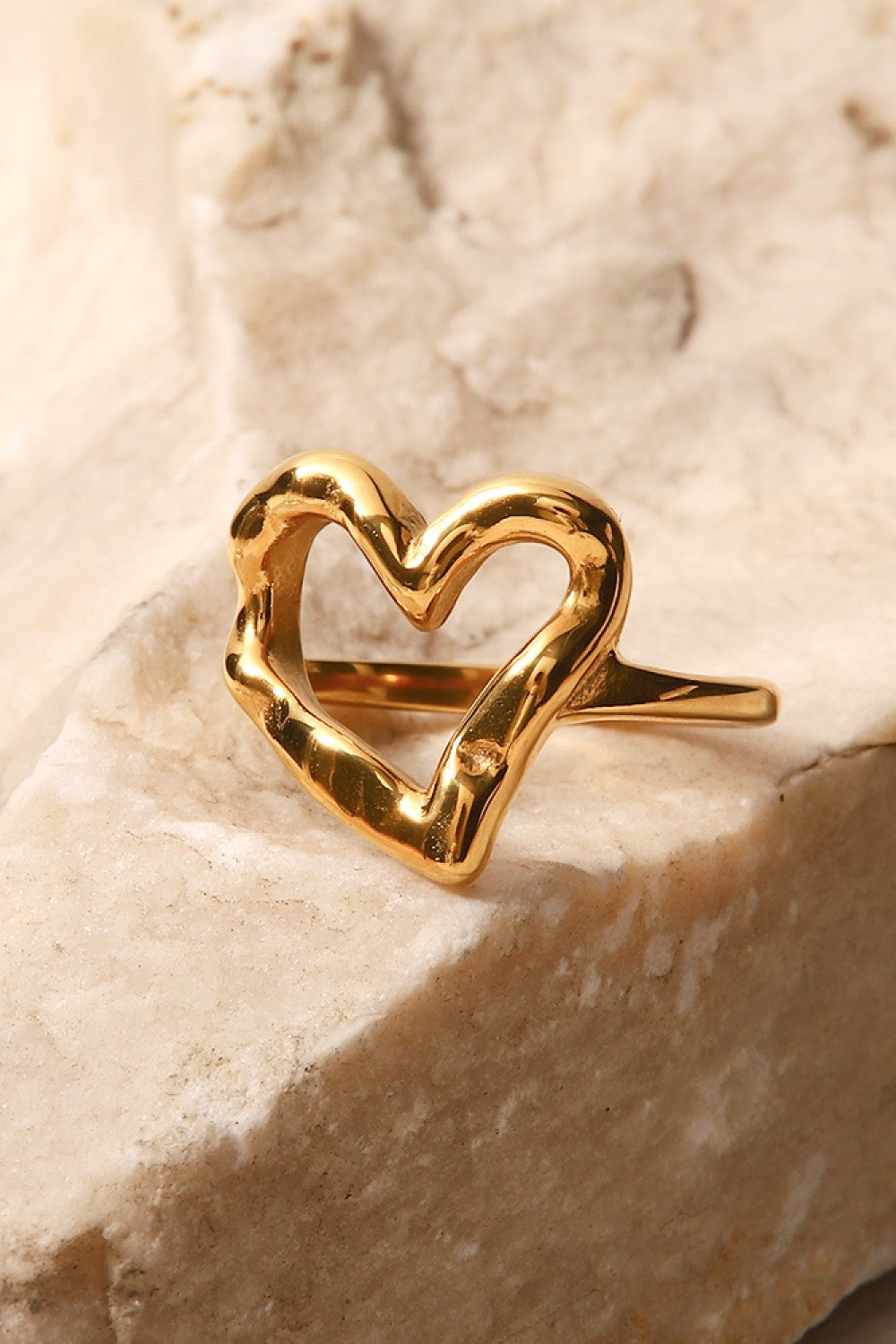 18K Gold Plated Heart-Shaped Ring - Smart Shopper