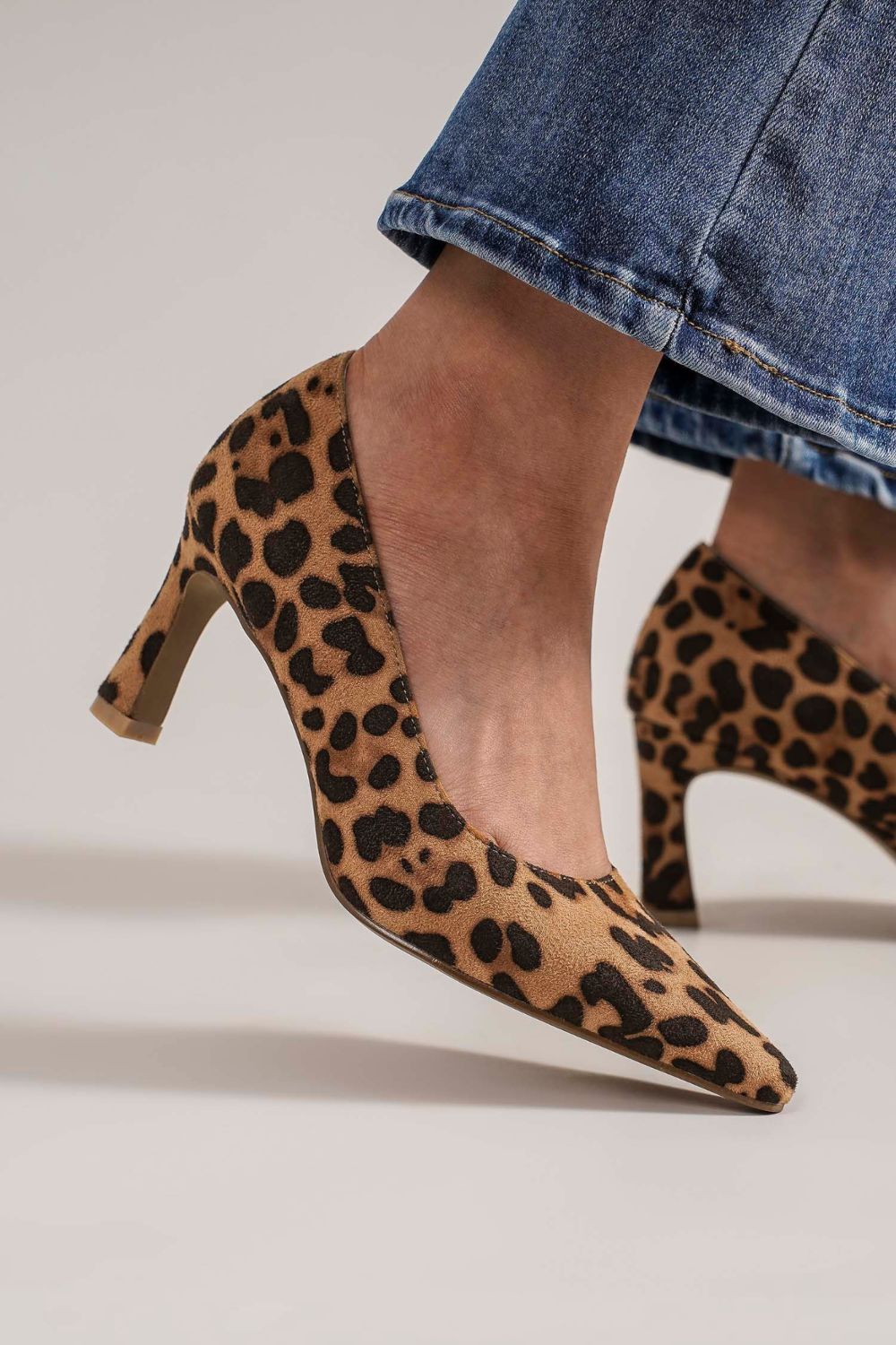 Beast Fashion Faux Suede Leopard Point Toe Pumps - Smart Shopper