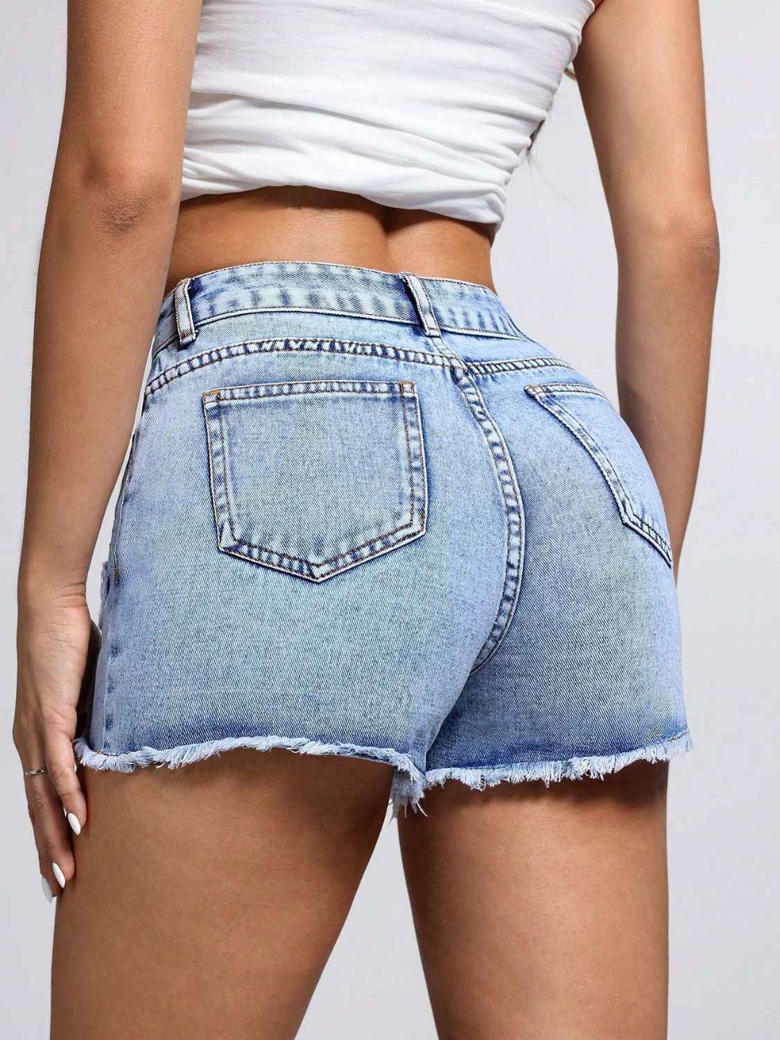 Star Raw Hem Denim Shorts - Smart Shopper