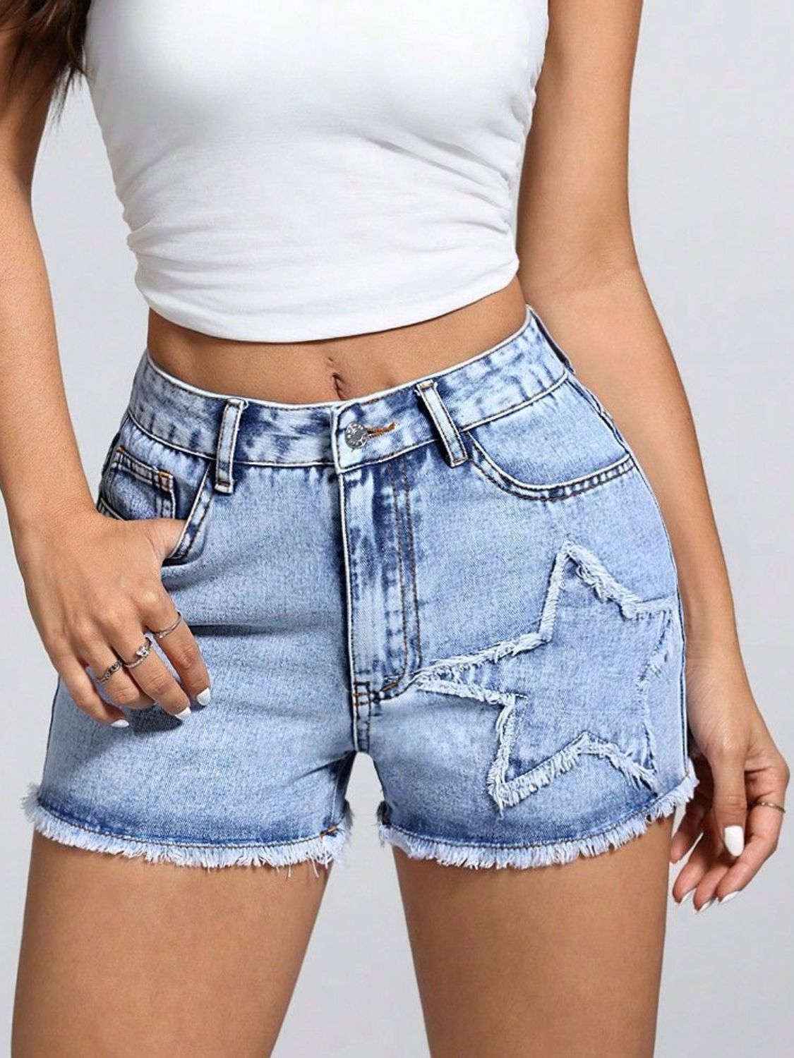 Star Raw Hem Denim Shorts - Smart Shopper