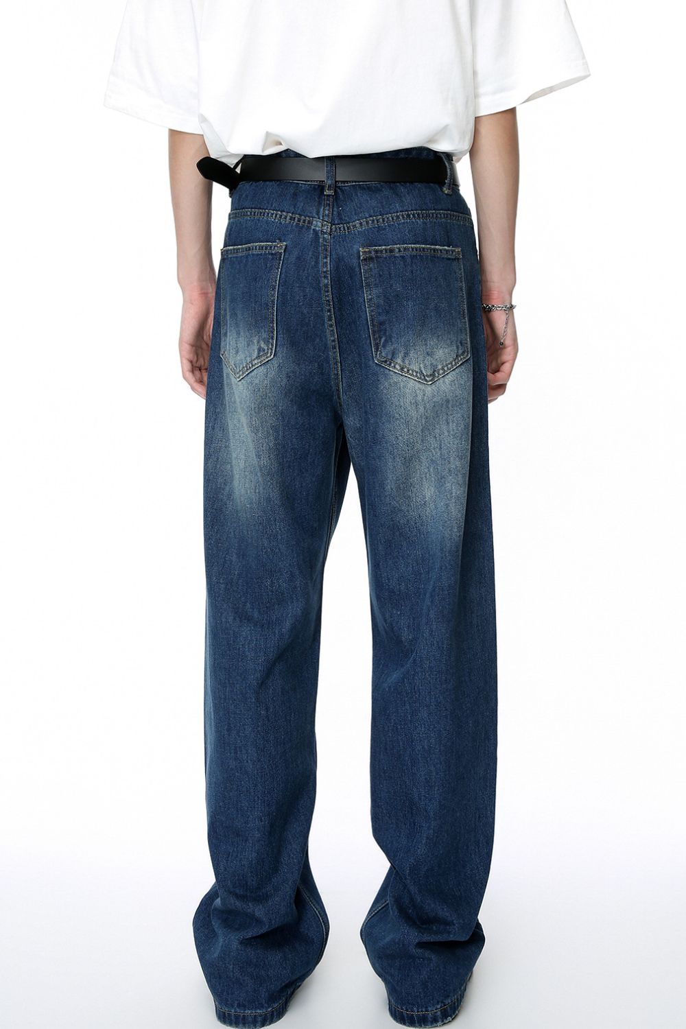 Men's Distressed Applique Straight Jeans - Smart Shopper