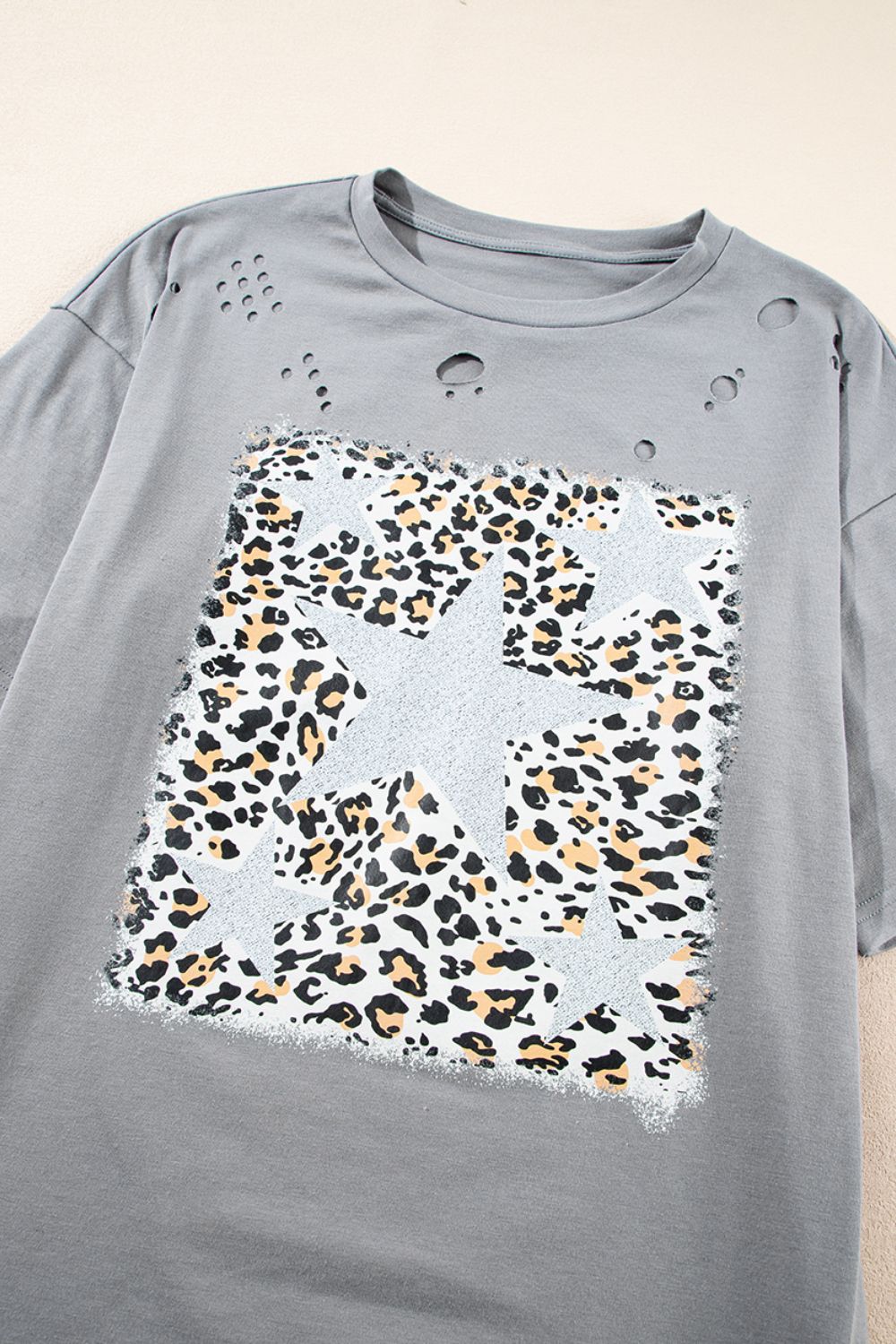 Stars Leopard Graphic Distressed T-Shirt - Smart Shopper