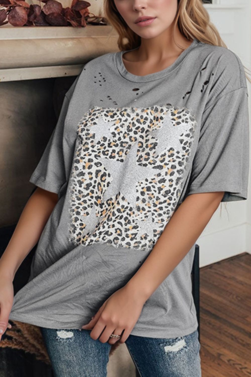 Stars Leopard Graphic Distressed T-Shirt - Smart Shopper