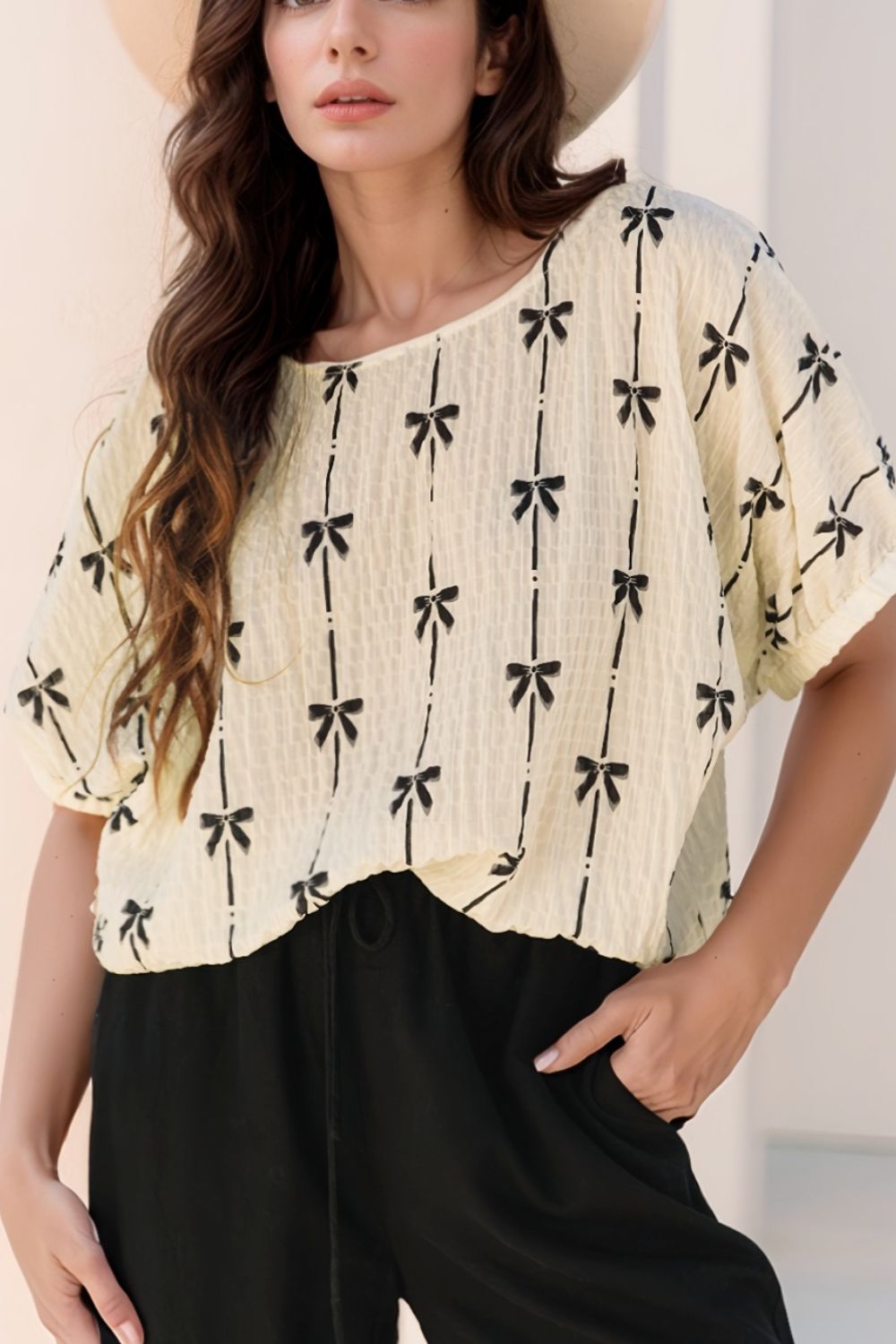 Bow Print Short Sleeve Top - Smart Shopper